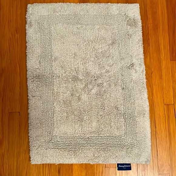 ✅ TOMMY BAHAMA HOME 🐠 100% Cotton Bath Mat Throw Rug Gray Sized About 24” x 17” - Picture 2 of 5